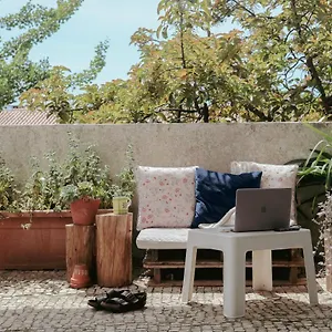 https://coimbra-erasmus-house-guest-house.hotelscoimbra.com