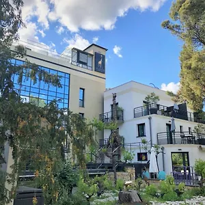 *** Hotel Appart' La Girafe Marseille Est - Porte D'aubagne Francia