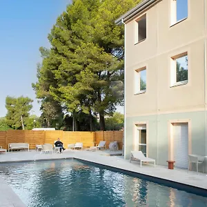 ** Hotel Logis De Port D'alon - St Cyr Sur Francia