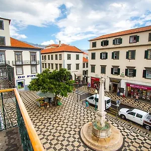 https://esmeralda-holidays-apartments.madeira-islandshotels.com