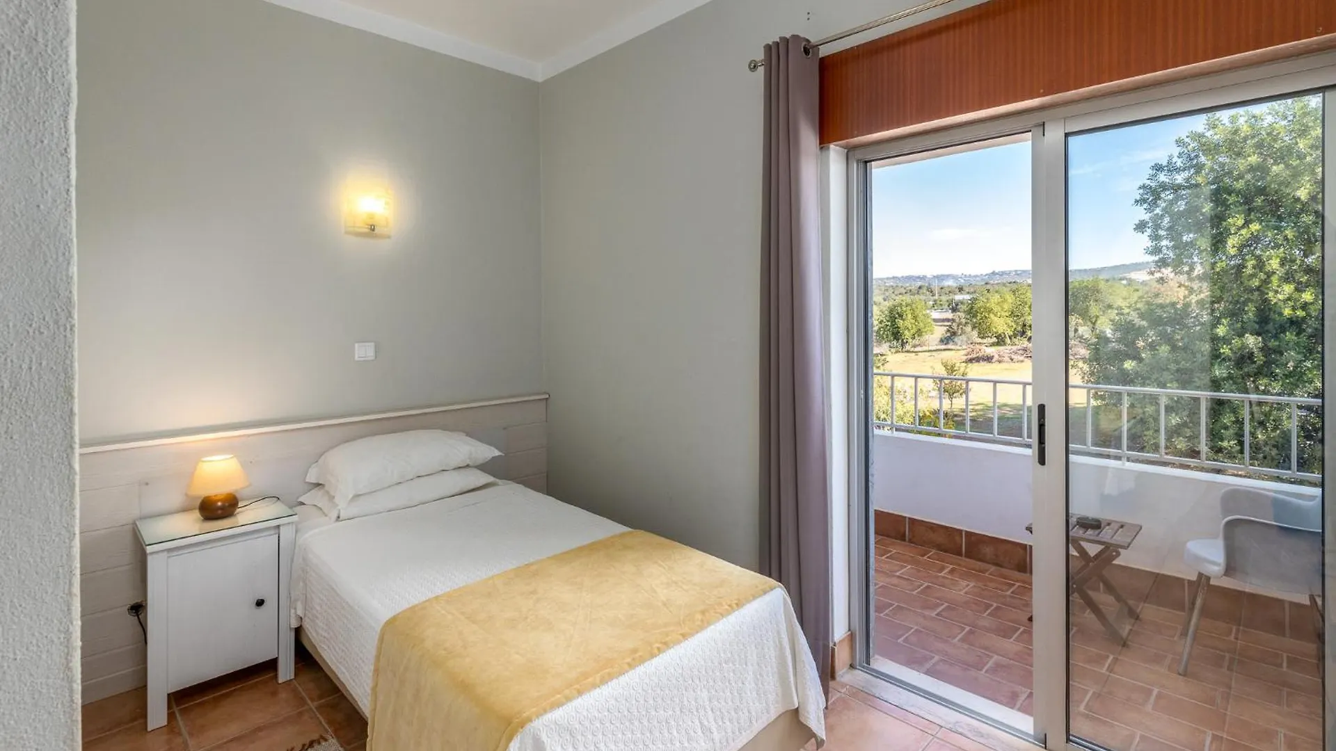 Guest House Oliveira Boliqueime