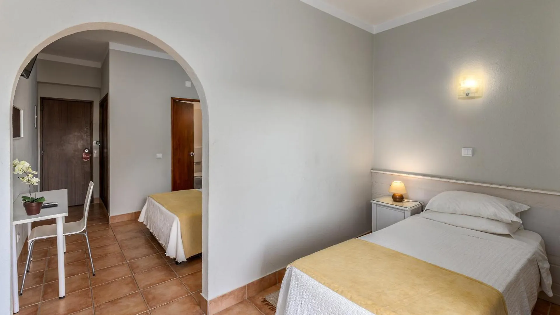 Guest House Oliveira Boliqueime